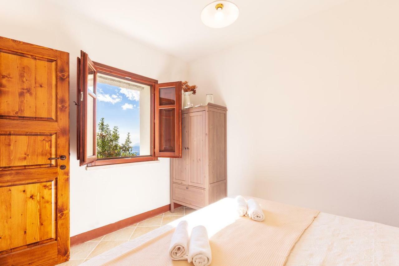 Domu Ala - Bynos Homes Baunei Extérieur photo