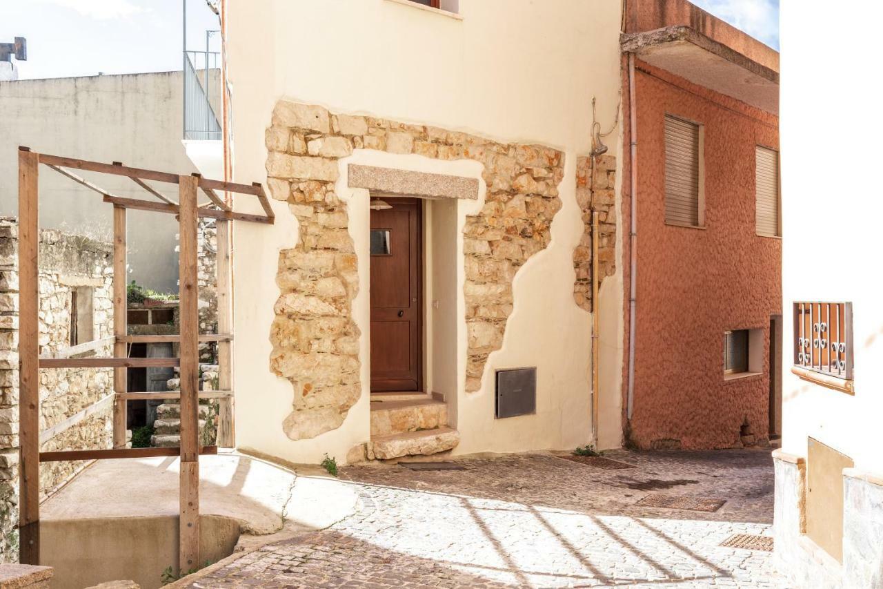 Domu Ala - Bynos Homes Baunei Extérieur photo